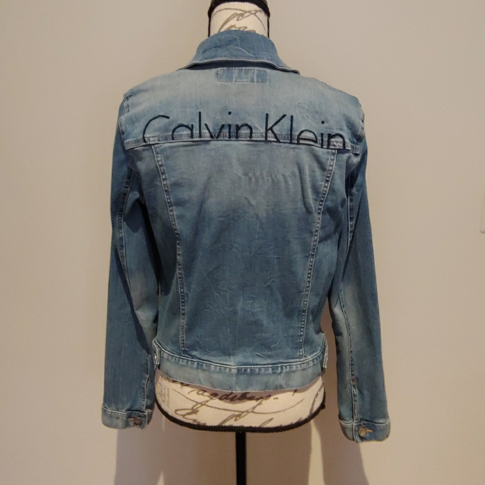 Hardly worn Calvin Klein Denim Jacket!